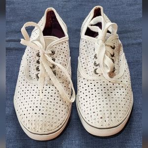 Austin white textile upper tennis shoe size 9.5 from Academy